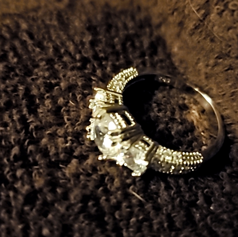 Cubic zirconia size 7